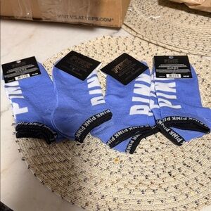 PINK 4 pcs  Victoria's Secret Low-Cut Athletic Socks – Periwinkle Blue